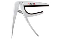 Aroma nylonkielisen kitaran capo